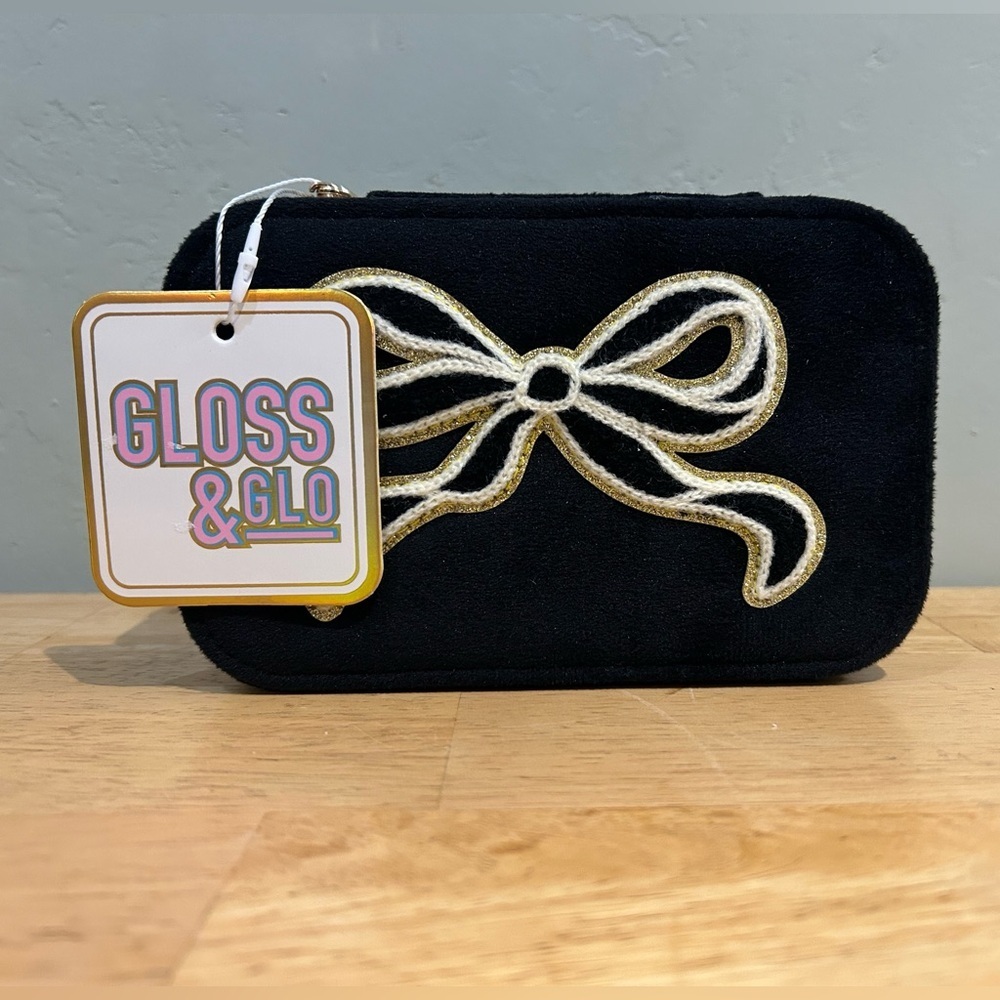 GLOSS & GLO Black Velvet Jewelry Organizer. Gold Sequin Bow. Brand New With Tags